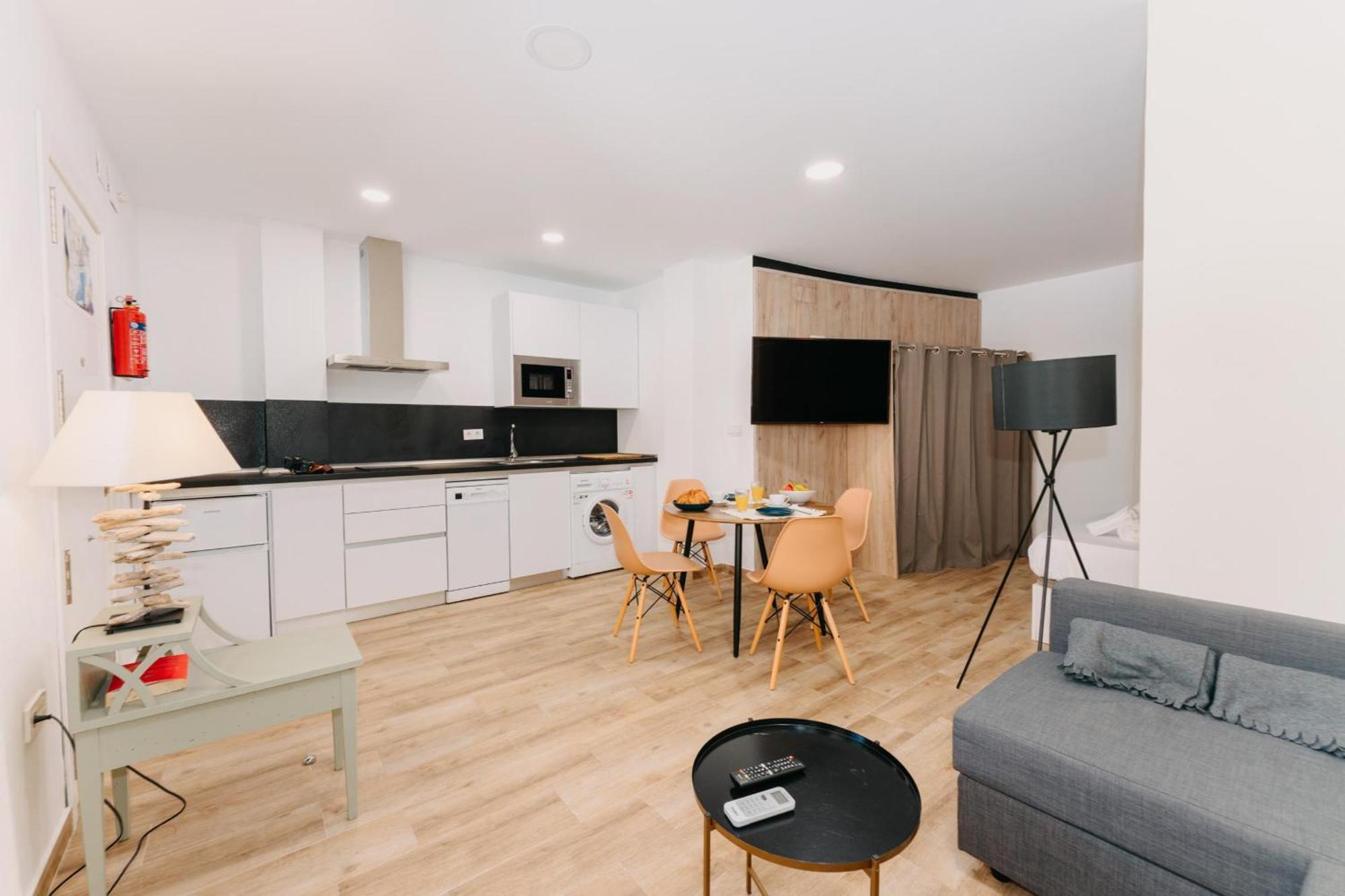 Coverlin Apartamentos San Francisco Málaga Chambre photo